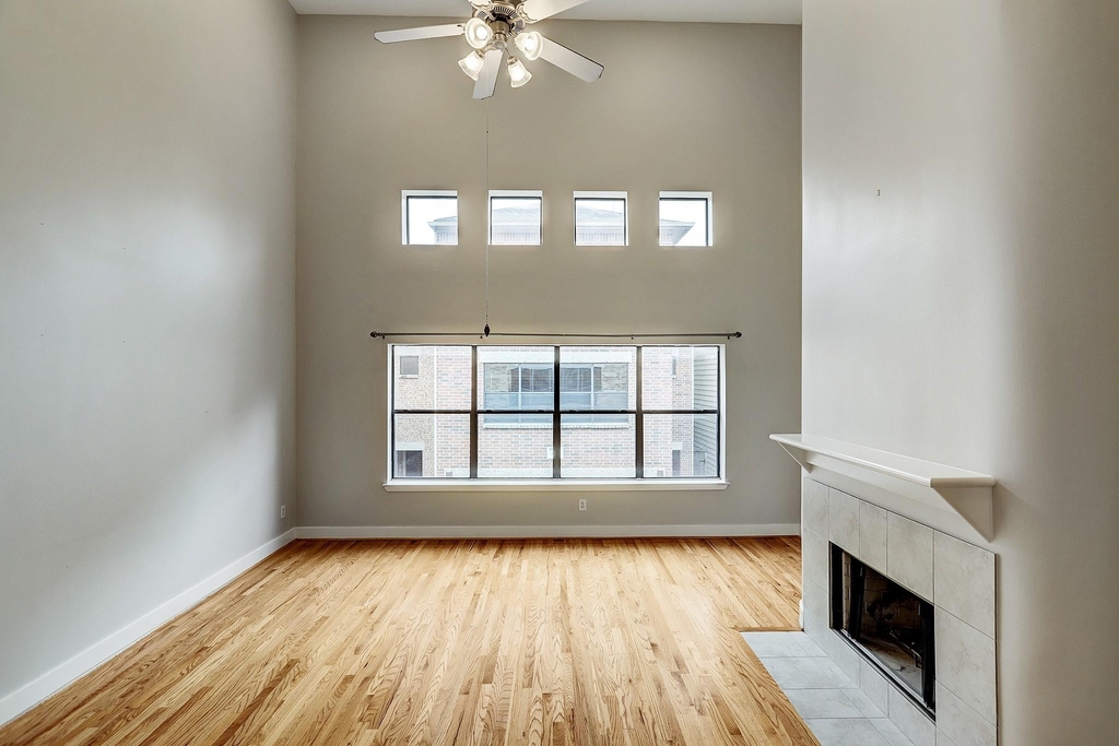 425 W 26th Street - Photo 4