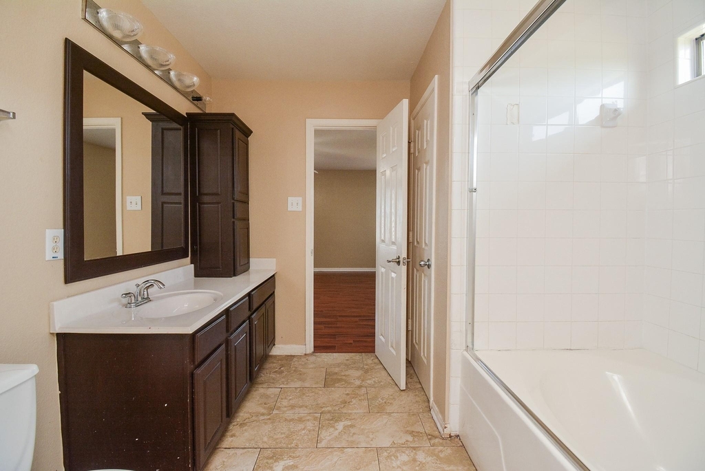 15426 Lynford Crest Drive - Photo 20
