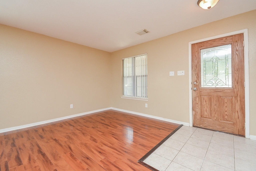 15426 Lynford Crest Drive - Photo 3