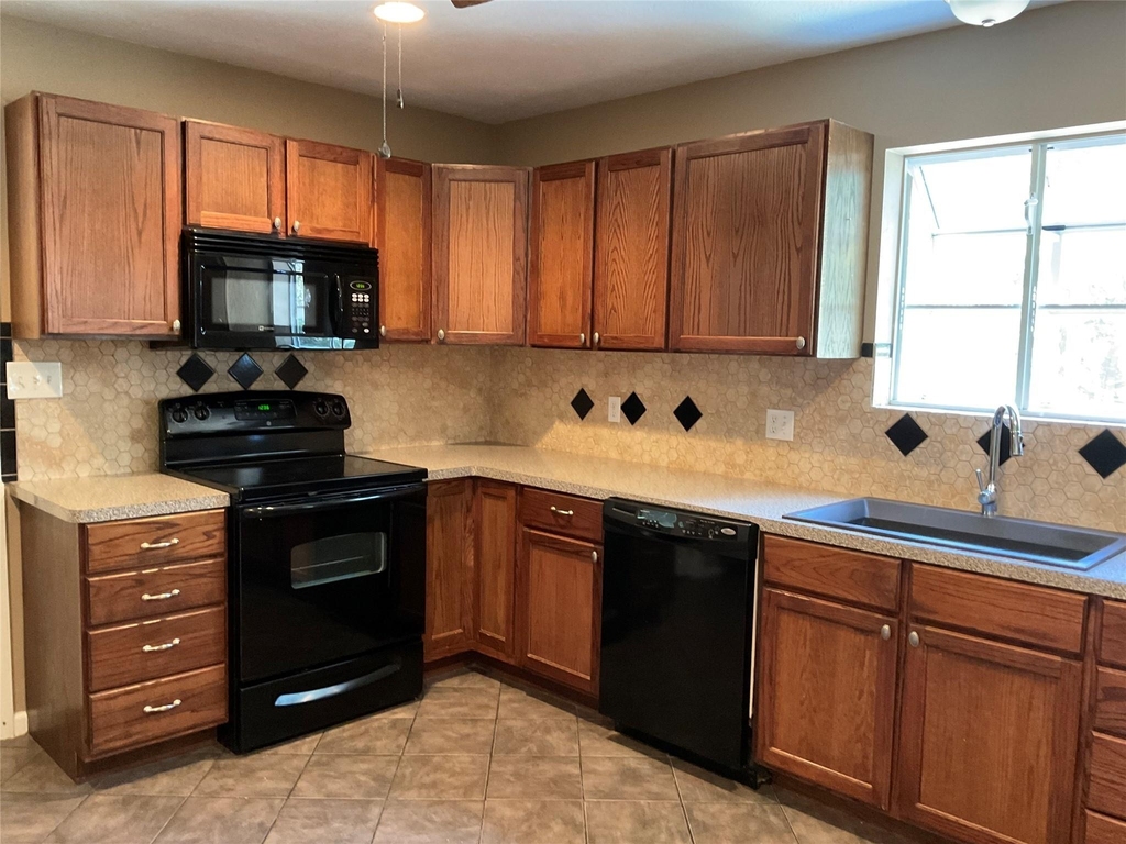 42906 O'neal Ln Road - Photo 8