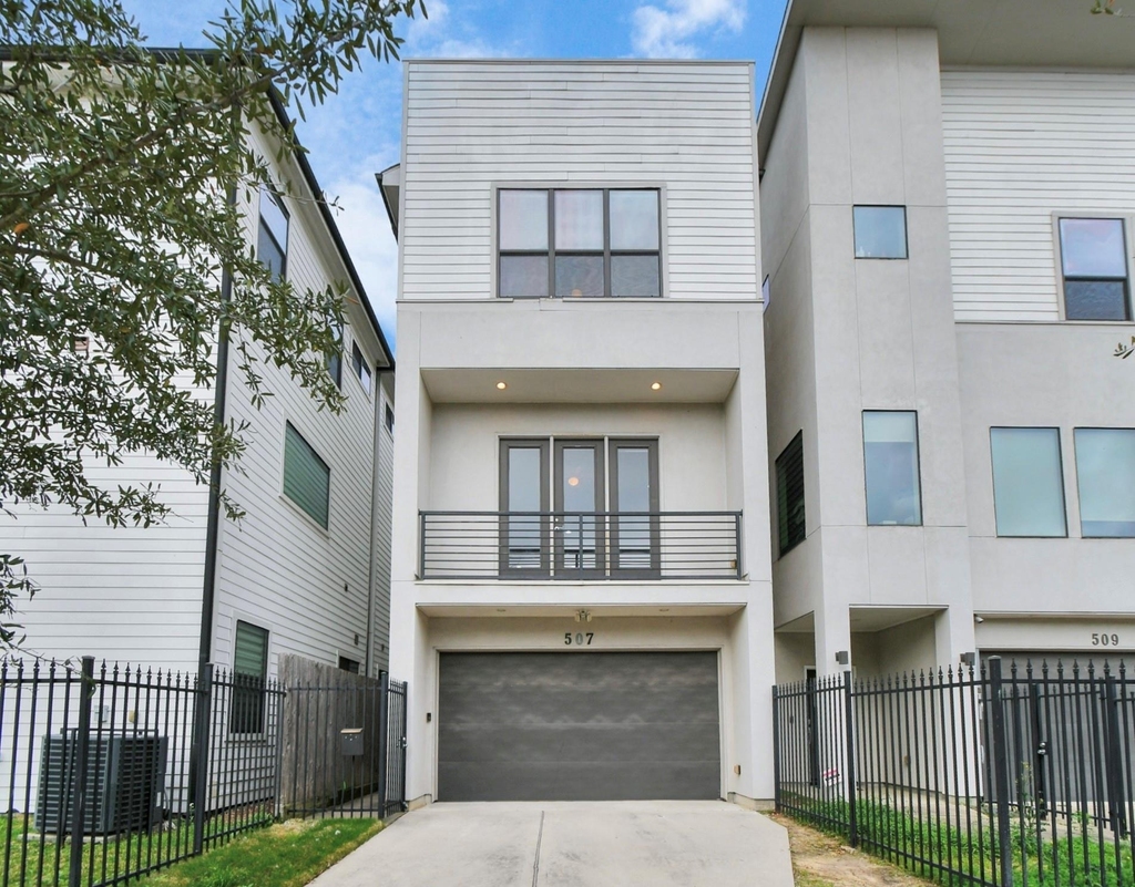 507 Gregg Street - Photo 0