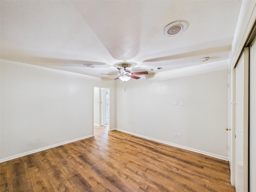 2719 Olympia Drive - Photo 24