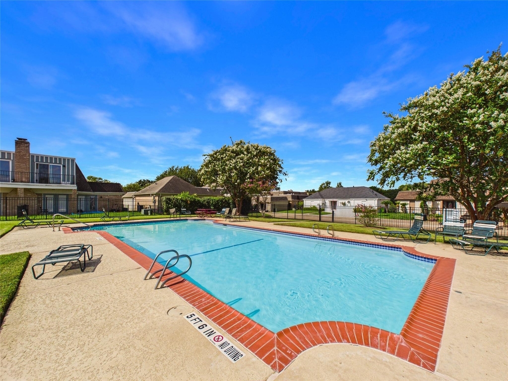 2719 Olympia Drive - Photo 4