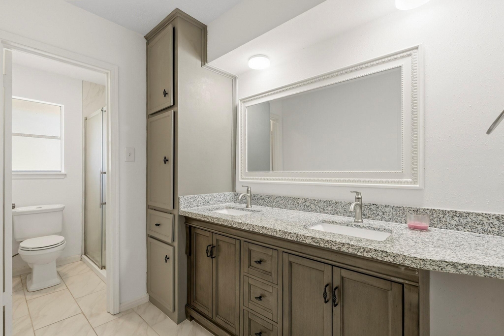 11810 Rowood Drive - Photo 9