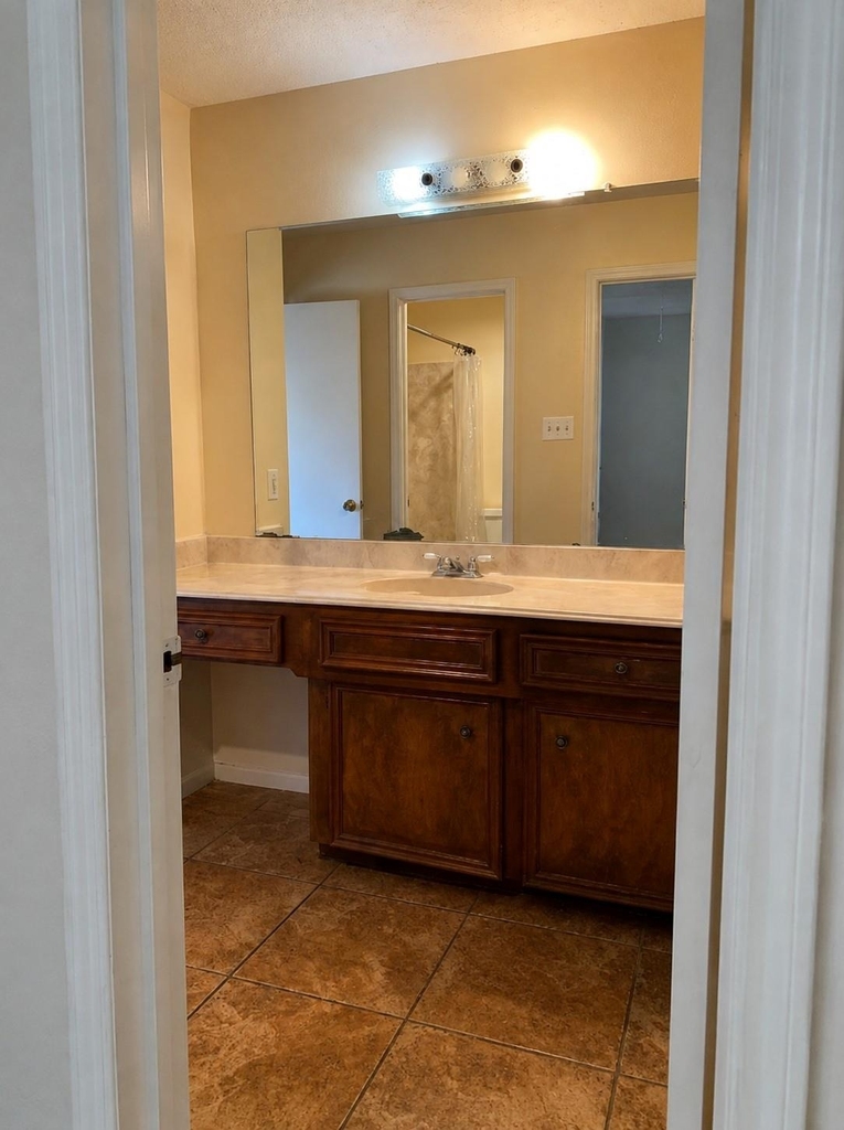 6603 Crakston Street - Photo 11