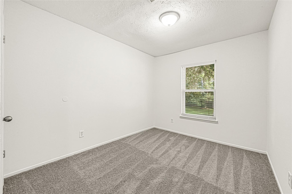 8610 Timber View Drive - Photo 20
