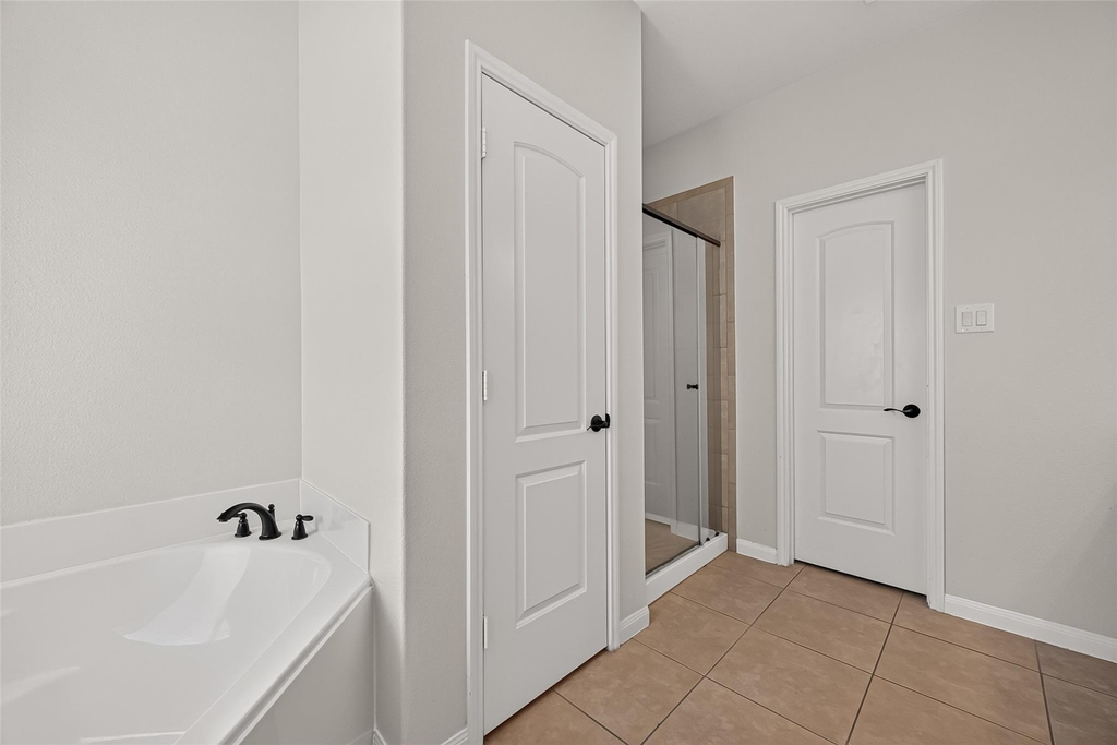 18708 Wichita Trail - Photo 16