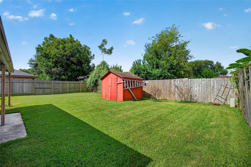 1379 Wrotham Lane - Photo 24