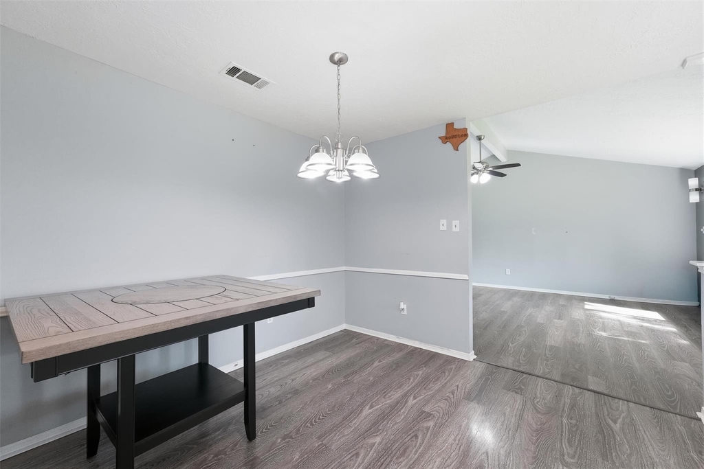 8614 Sherrywood Drive - Photo 14