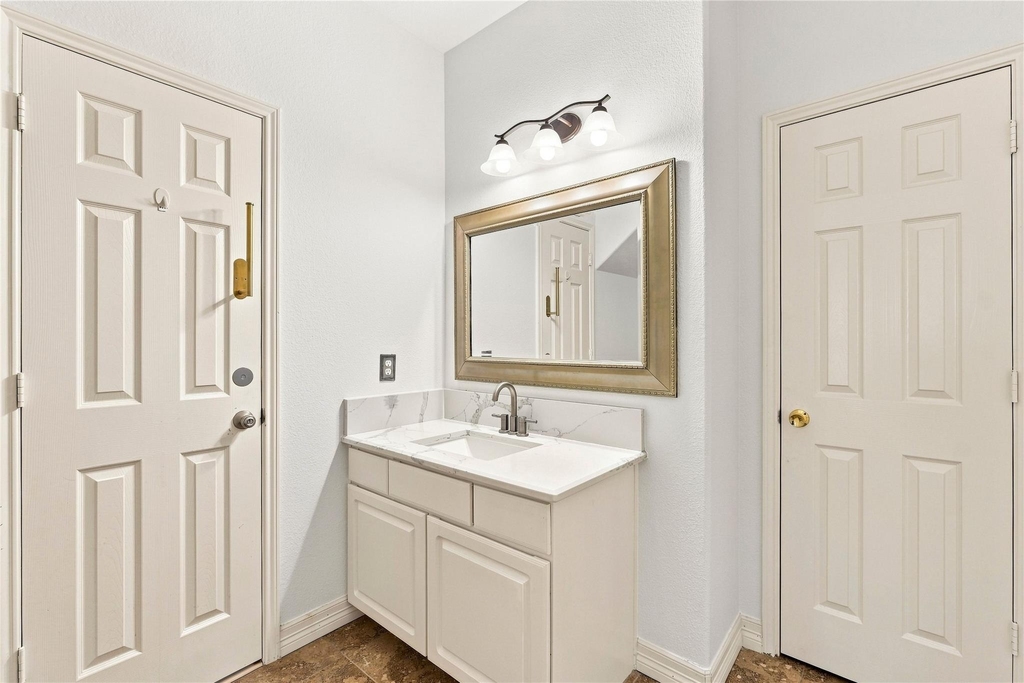 18318 Alemarble Oak Street - Photo 9