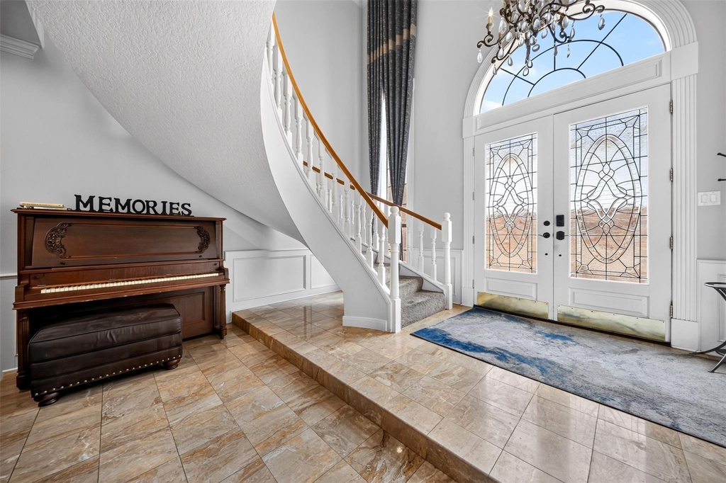 2510 Potomac Drive - Photo 6