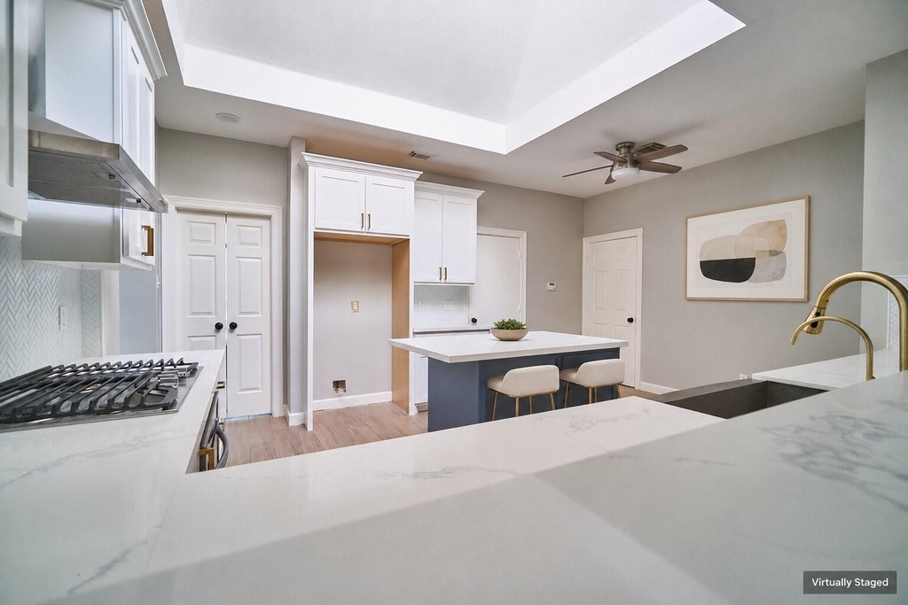 3234 Bodine Drive - Photo 3
