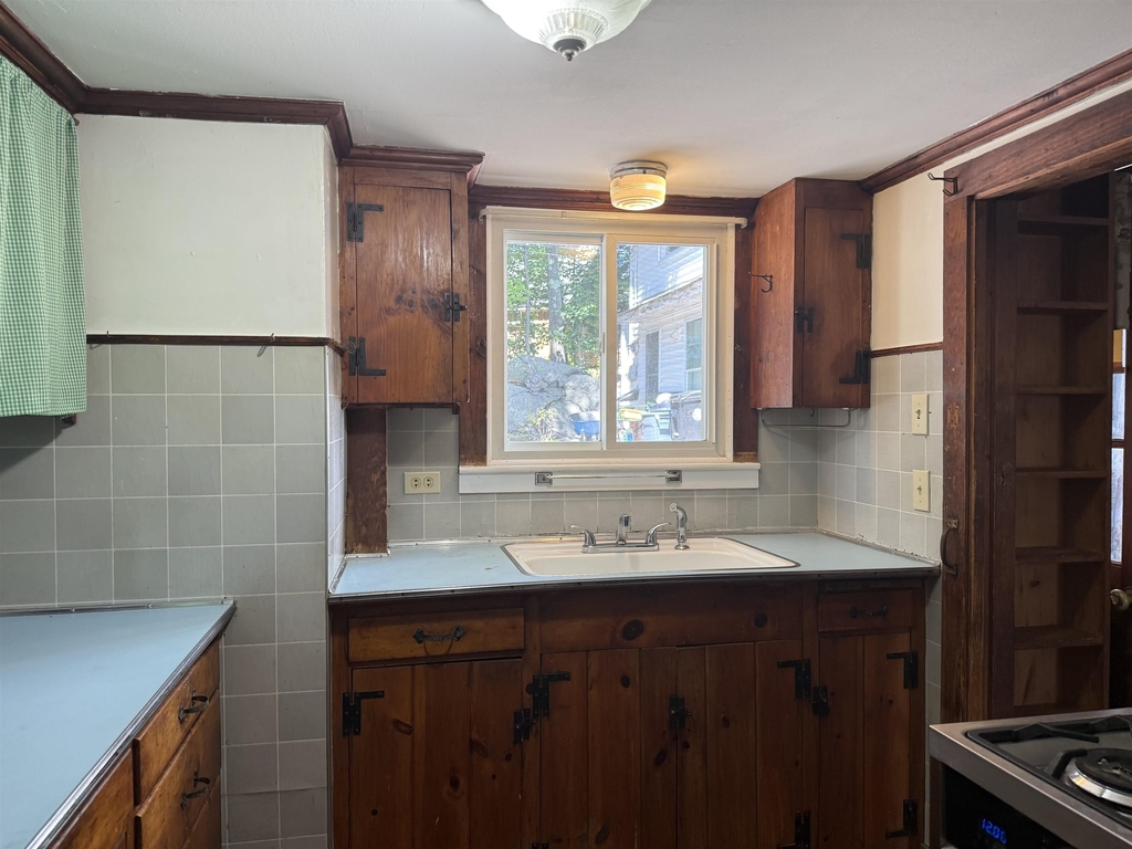 572 S Main - Photo 12
