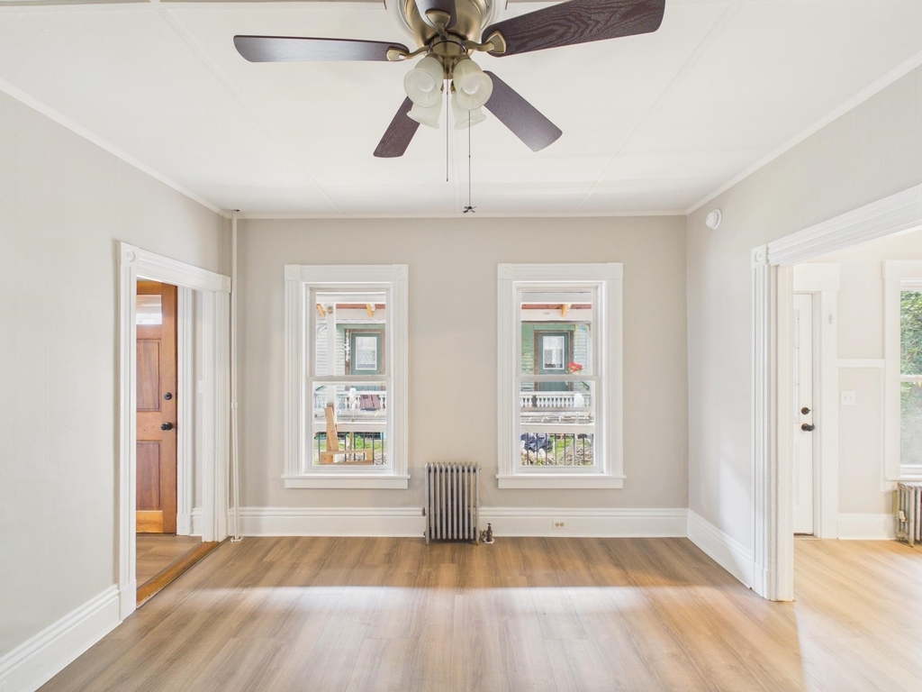 6 Waverly - Photo 13