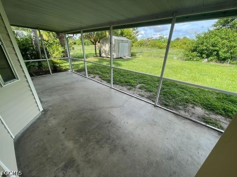 445 Candlewick Circle W - Photo 17