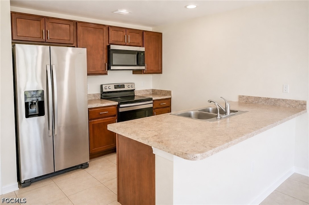 1108 Ne 36th Lane - Photo 4