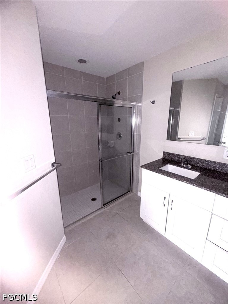 219 Se Van Loon Terrace - Photo 12