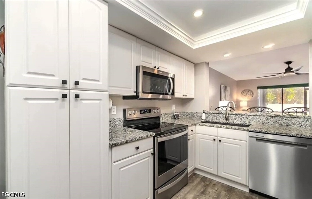 5255 Coronado Parkway - Photo 5