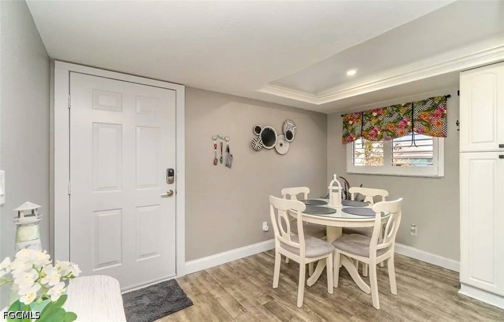 5255 Coronado Parkway - Photo 4