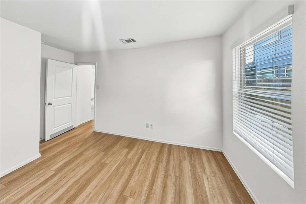 22276 Stoney Ravine Drive - Photo 13
