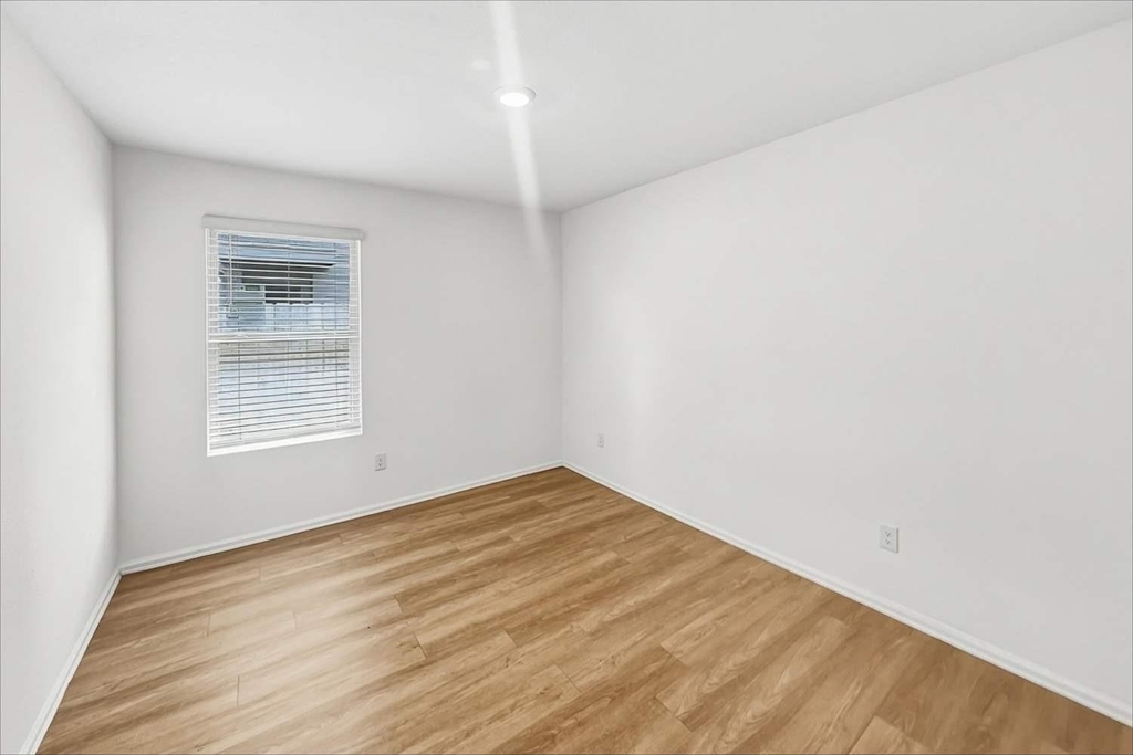 22276 Stoney Ravine Drive - Photo 12