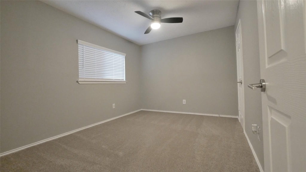 19447 Spanish Needle Drive - Photo 17