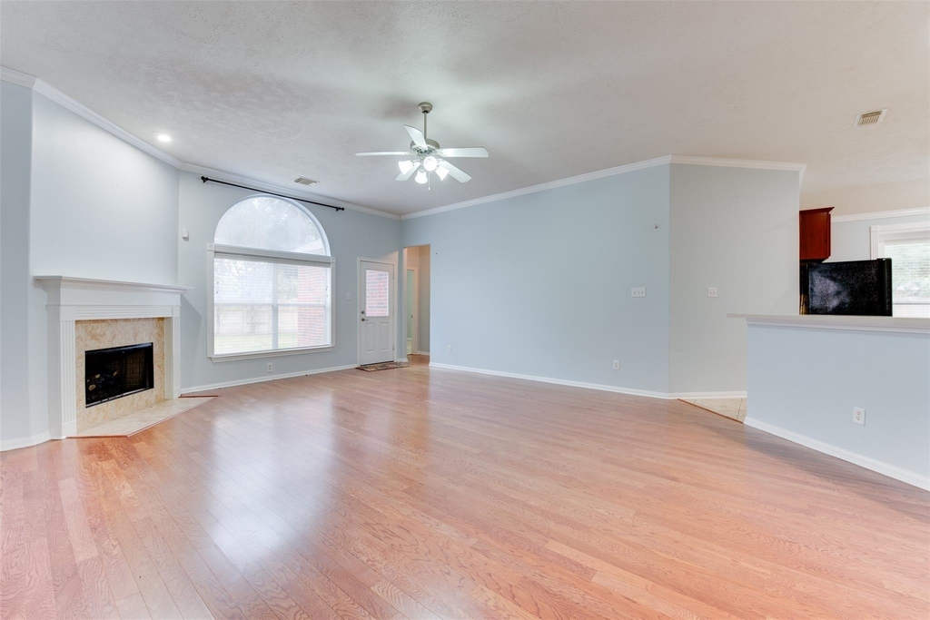 7131 Sundance Meadows Lane - Photo 9