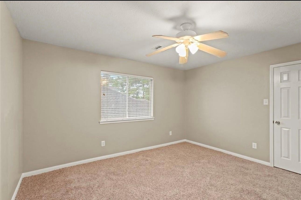 10807 Oak Bayou Lane - Photo 31