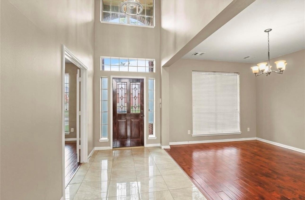 10807 Oak Bayou Lane - Photo 7