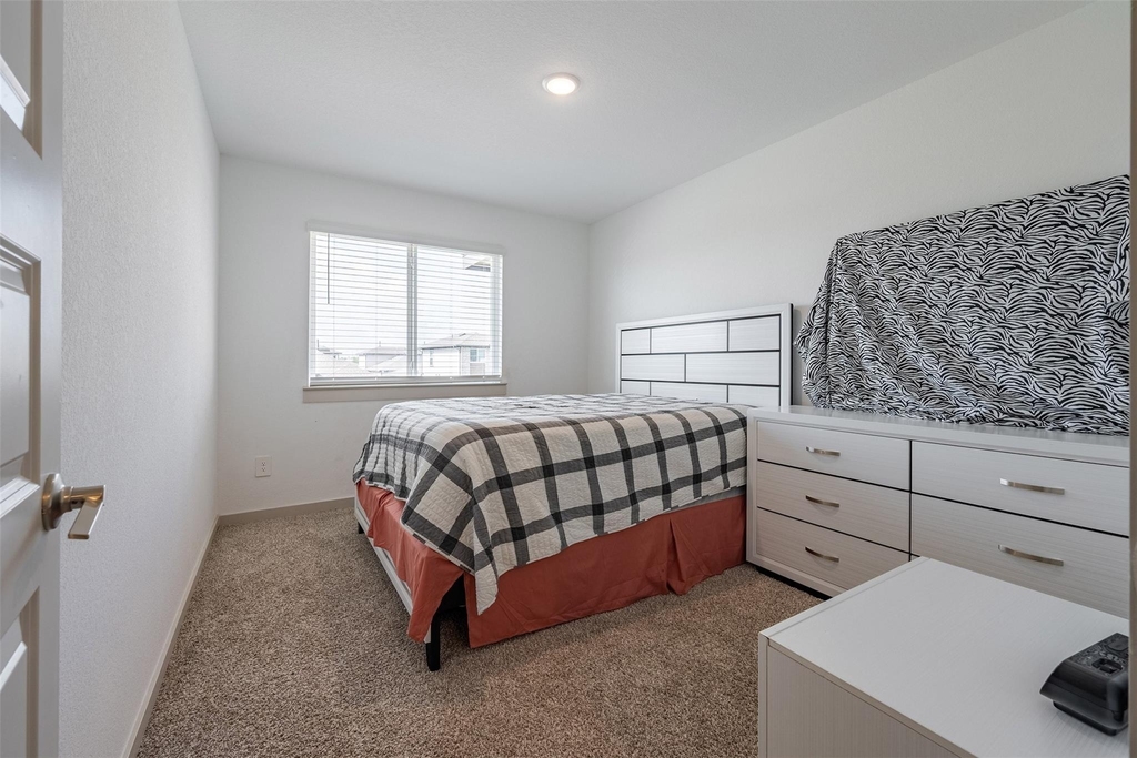 19014 Norbury Park Lane - Photo 20