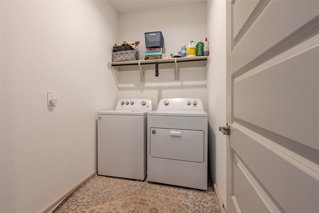 19014 Norbury Park Lane - Photo 15