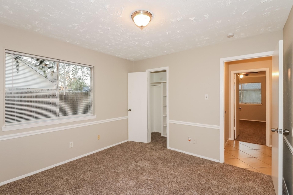 20202 Big Timber Court - Photo 10