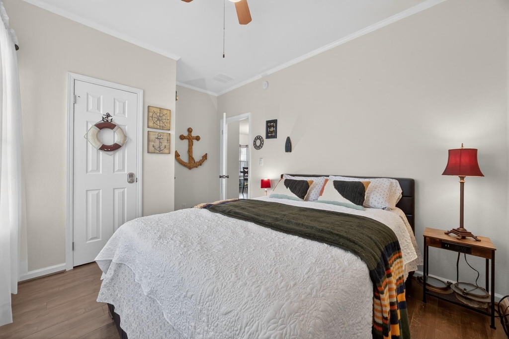 2019 Flamingo Drive - Photo 33