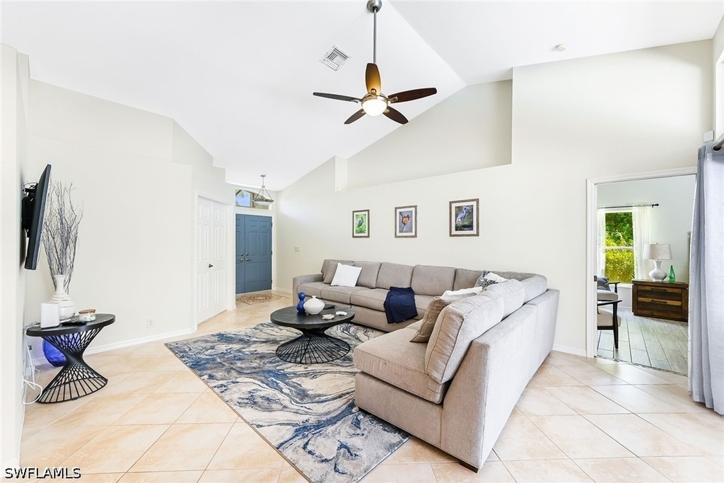 589 Lambton Lane - Photo 3