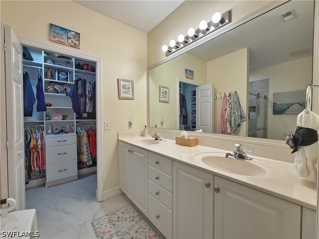 1310 Charleston Square Drive - Photo 2