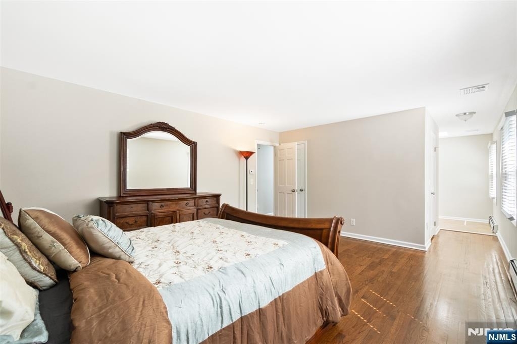 215 Oak - Photo 34
