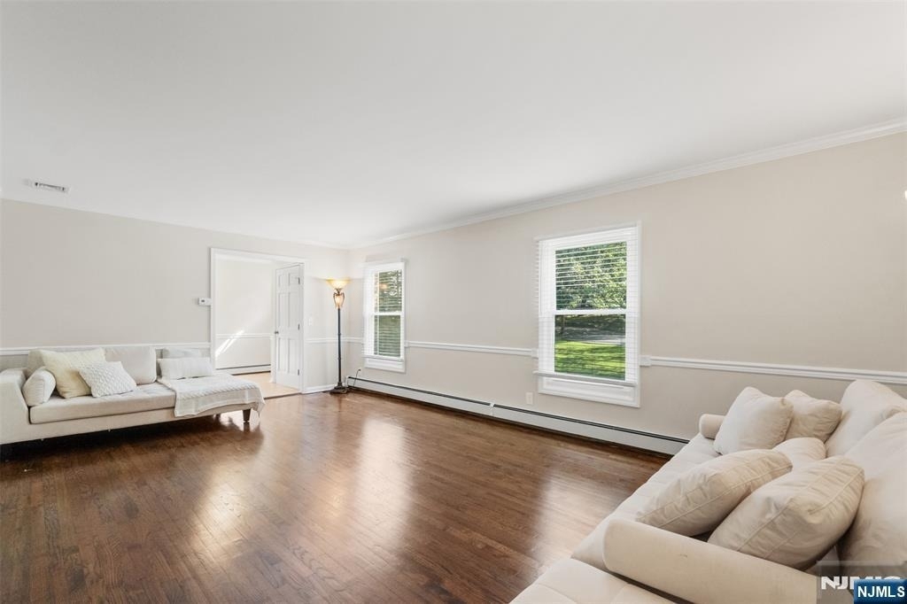 215 Oak - Photo 7