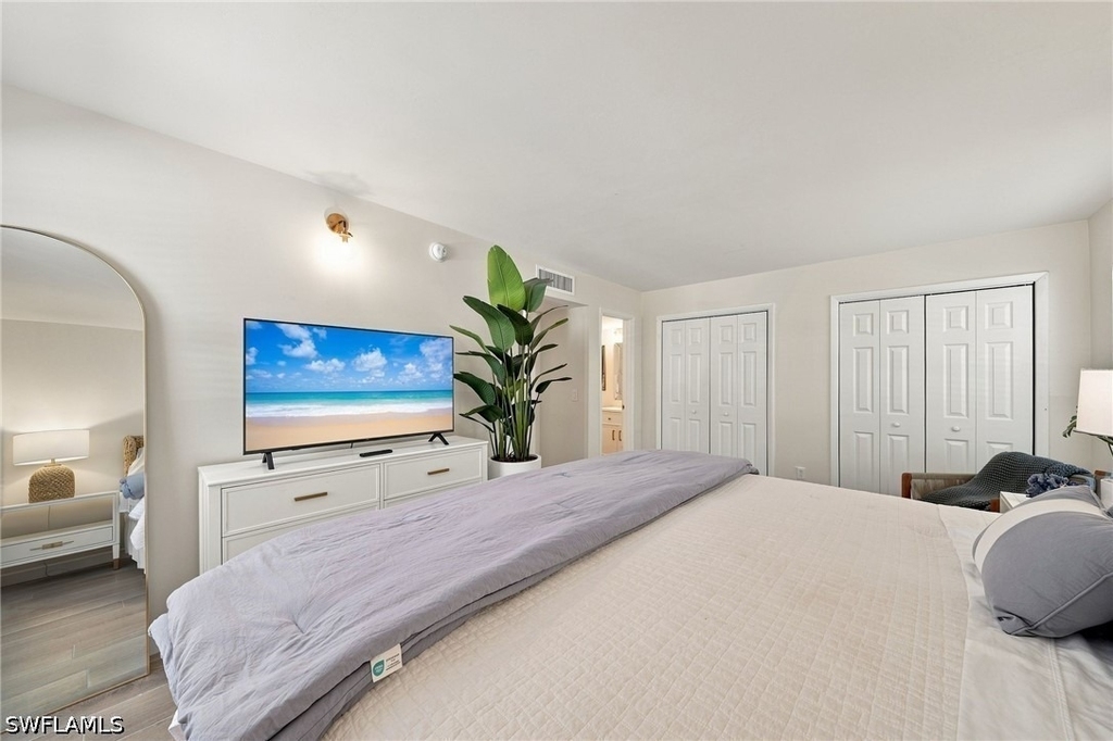 280 4th Street S - Photo 19
