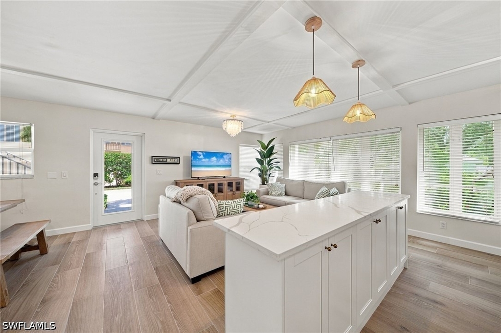 280 4th Street S - Photo 8