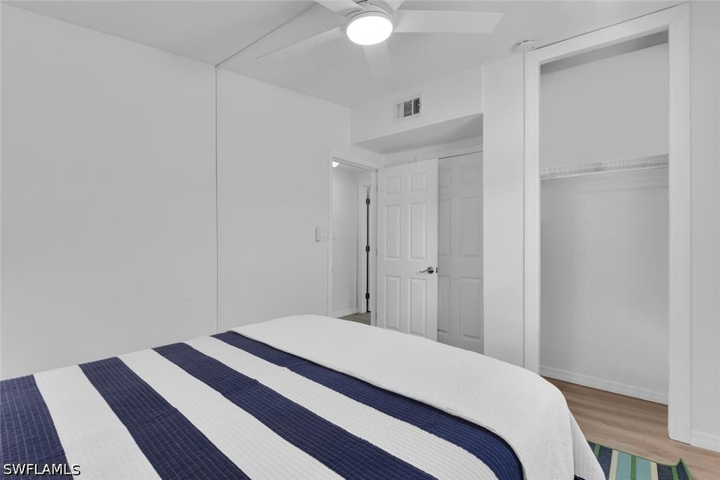 2048 Holiday Lane - Photo 18