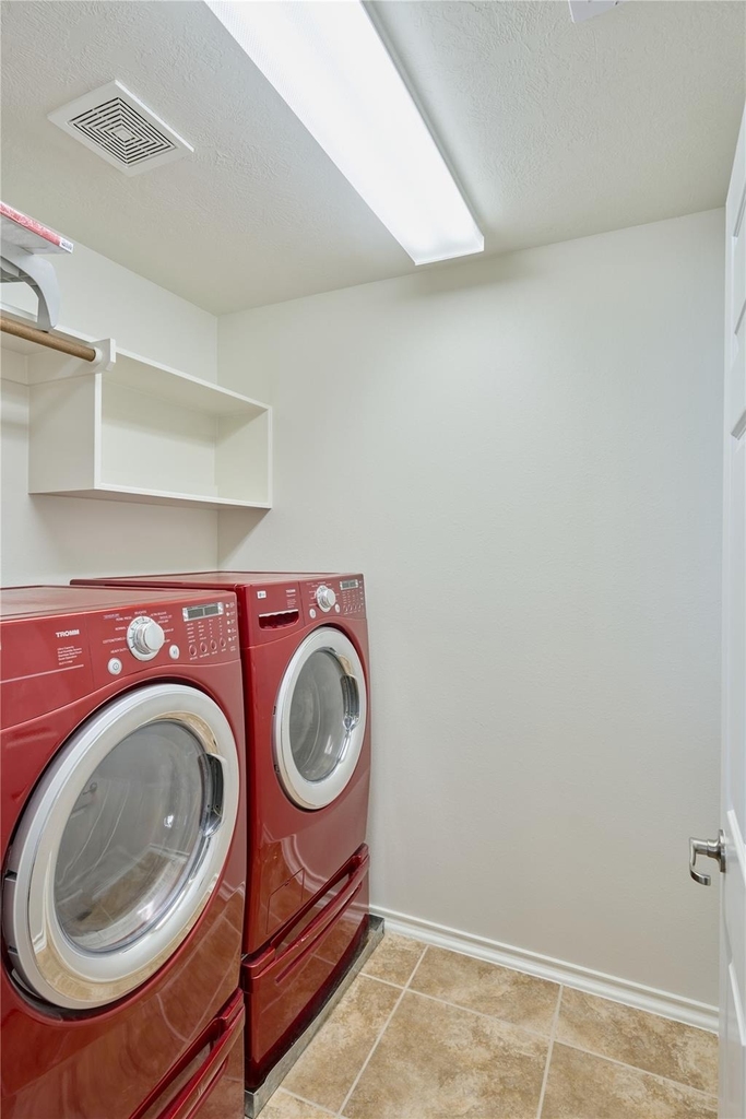 327 Bloomhill Place - Photo 35