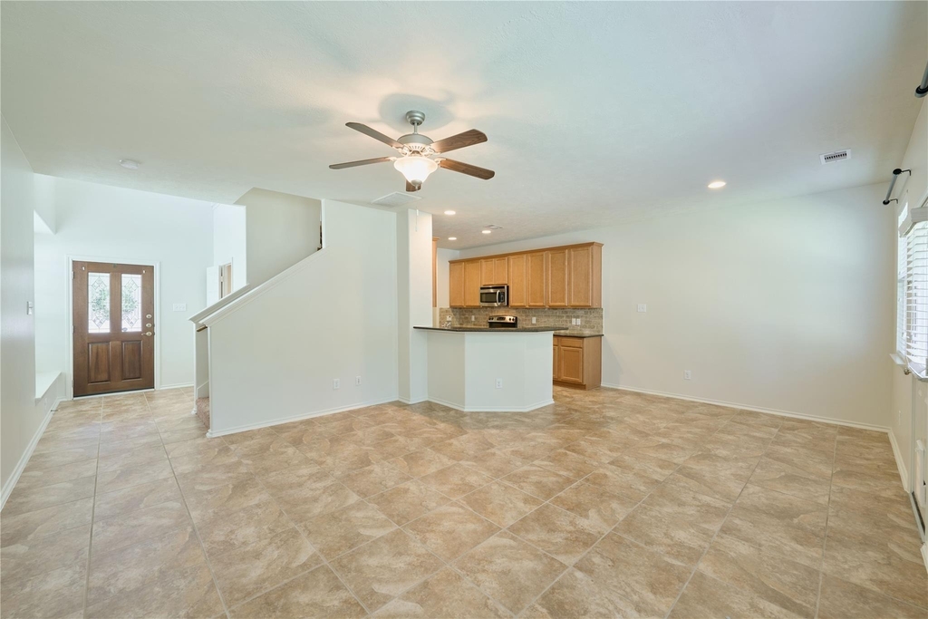 327 Bloomhill Place - Photo 5