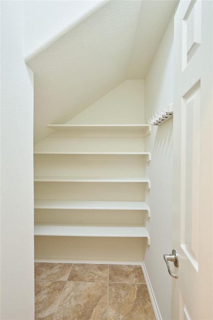 327 Bloomhill Place - Photo 25
