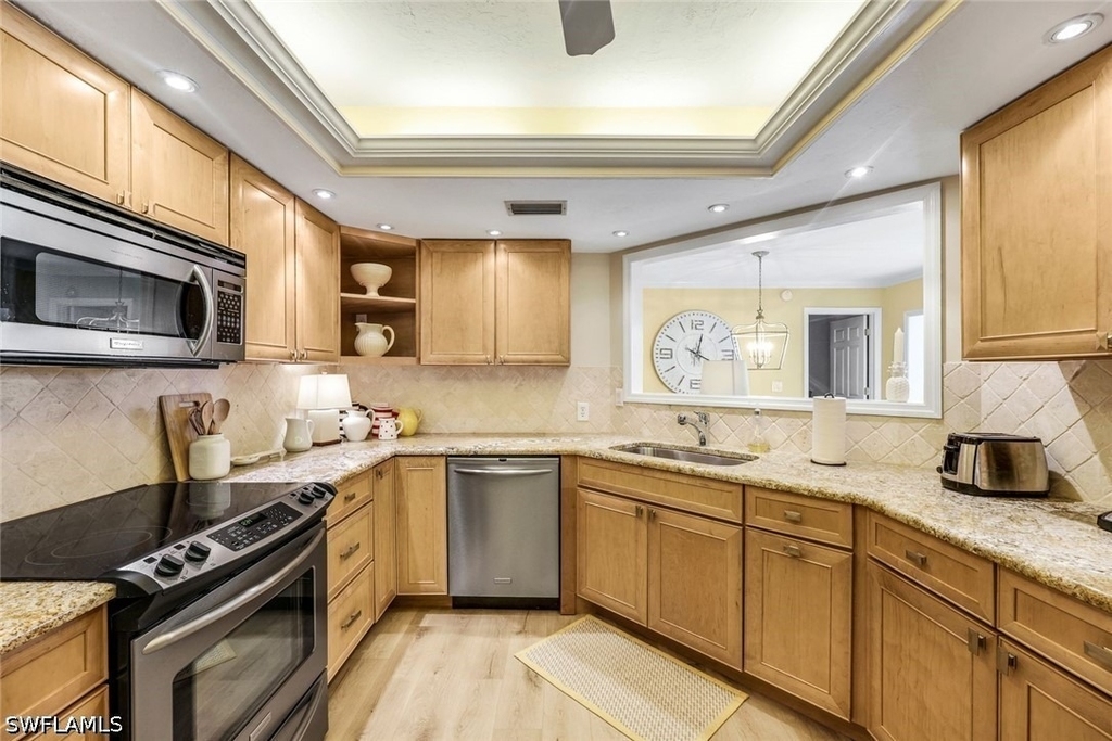 6515 Valen Way - Photo 5