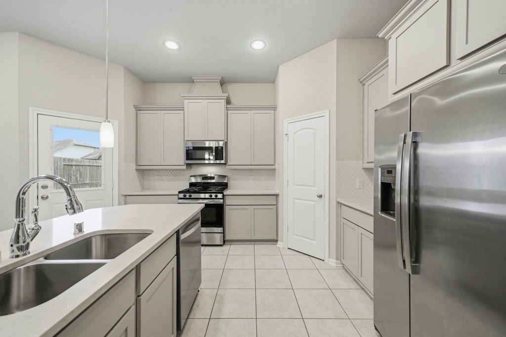 8734 Laurel Crest Drive - Photo 13