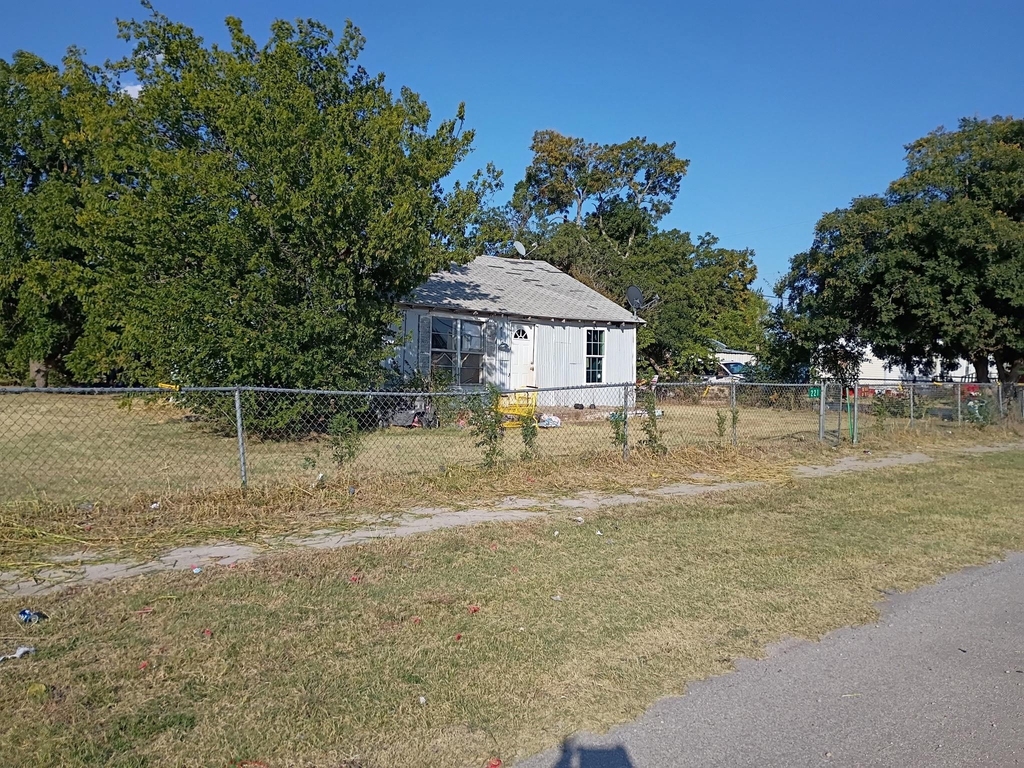 221 S Central Avenue - Photo 6