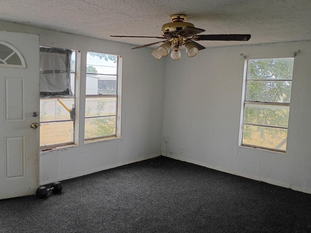 221 S Central Avenue - Photo 12