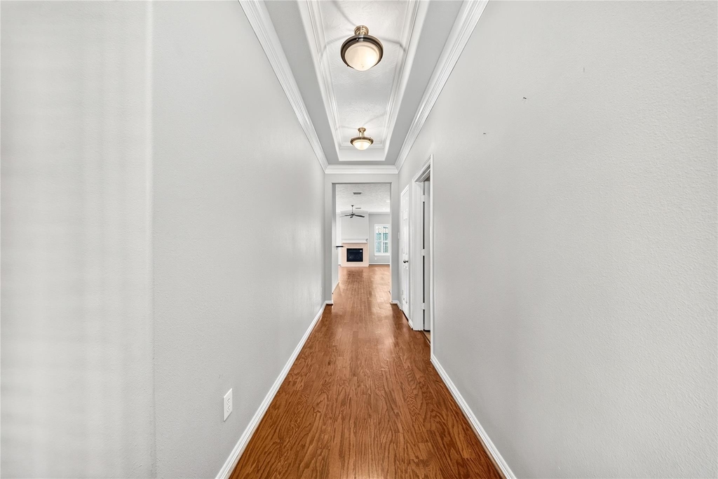 1470 Sherwood Park Circle - Photo 4