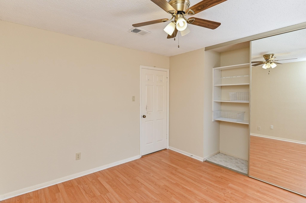 3410 Streamside Lane - Photo 41
