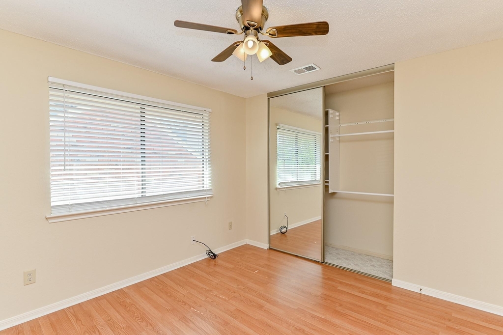3410 Streamside Lane - Photo 46